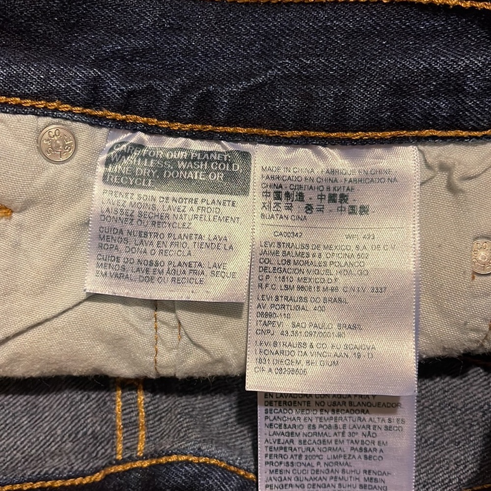 Levi’s 501 High-Rise Denim Shorts - Picture 7 of 13